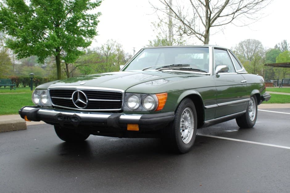 1975 Mercedes-Benz R107 SL sold for $9,450