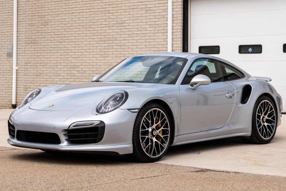 2016 Porsche 991 Turbo sold for $118,000