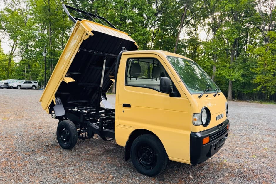 1991 Suzuki Carry sold for $8,300