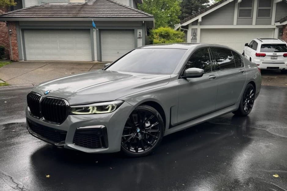 2020 BMW G11/G12 7-Series sold for $34,000