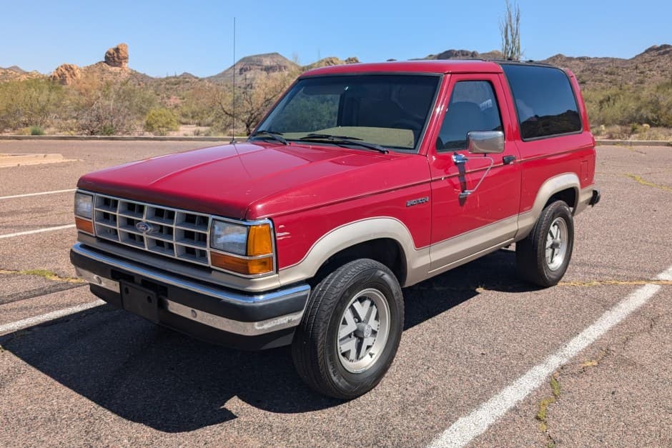 1990 Ford Bronco II sold for $7,400