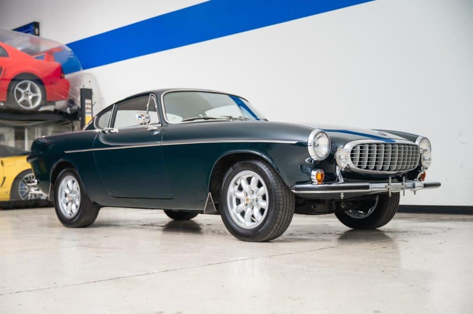 1967 Volvo P1800/1800 sold for $39,755