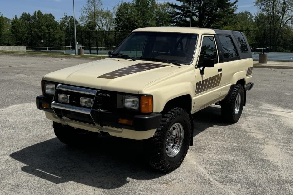1985 Toyota 4Runner (N60) sold for $18,750