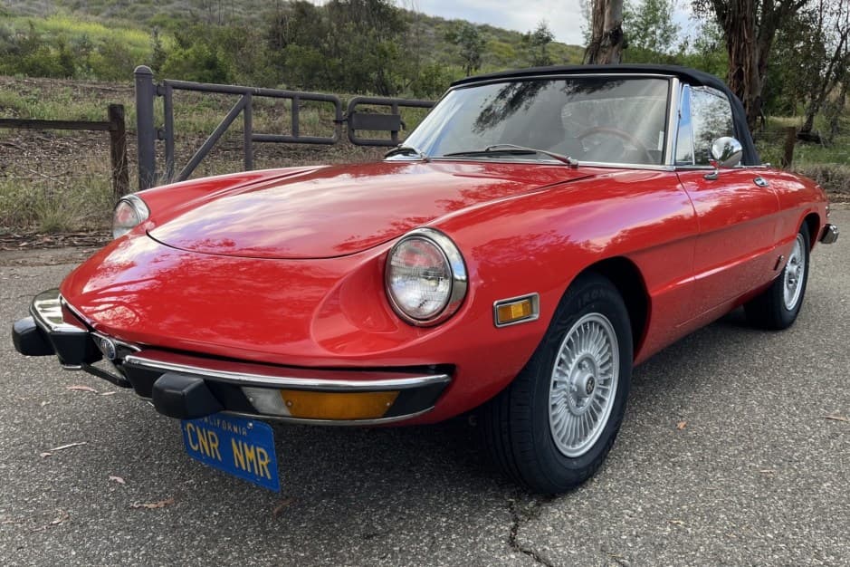 1974 Alfa Romeo 105/115 Spider Series 2 sold for $19,077