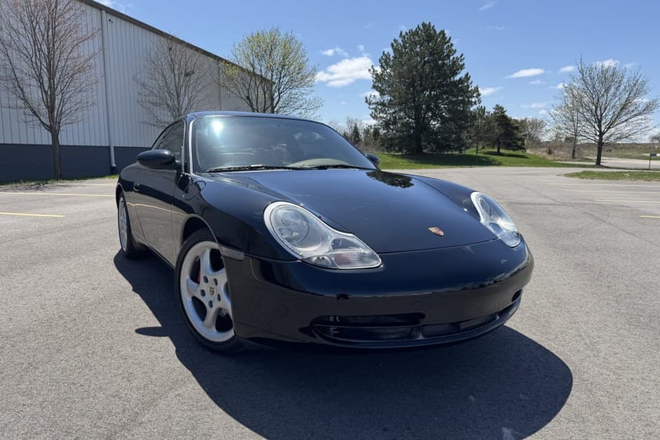 2001 Porsche 996 911 (Non-Turbo/GT2/GT3) sold for $25,250