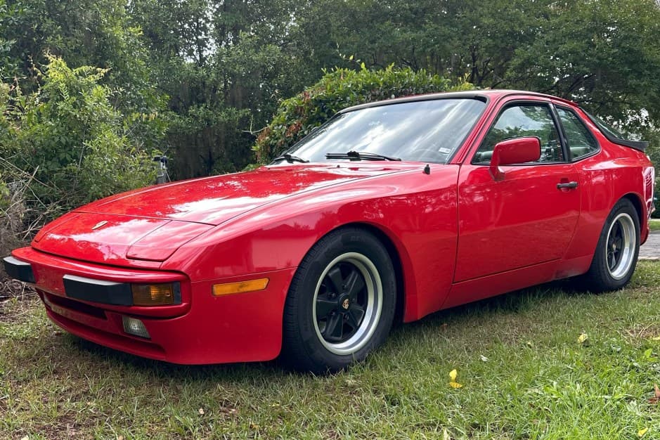 1984 Porsche 944 sold for $13,250
