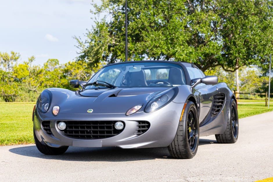 2005 Lotus Elise sold for $42,000