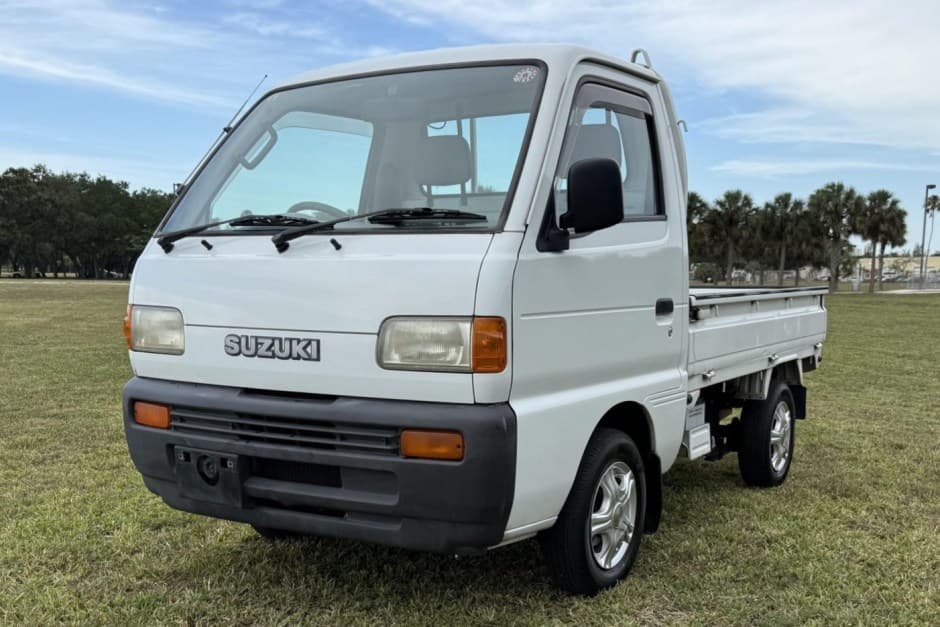 1997 Suzuki Carry sold for $7,500