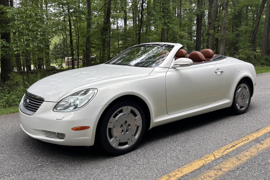 2002 Lexus SC sold for $18,500