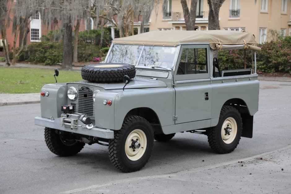 1962 Land Rover Series 88 sold for $70,750