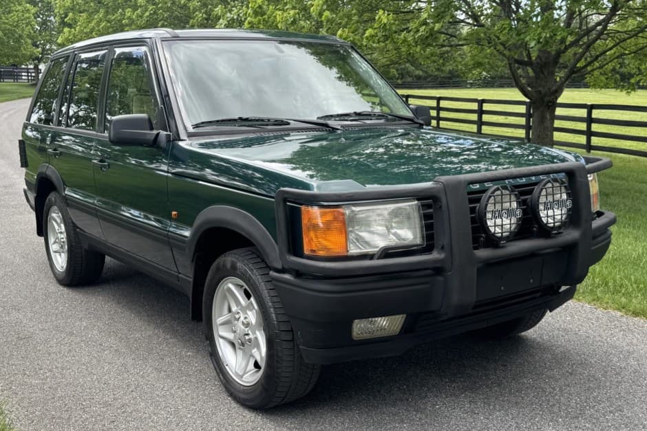 1998 Land Rover Range Rover P38A sold for $16,275