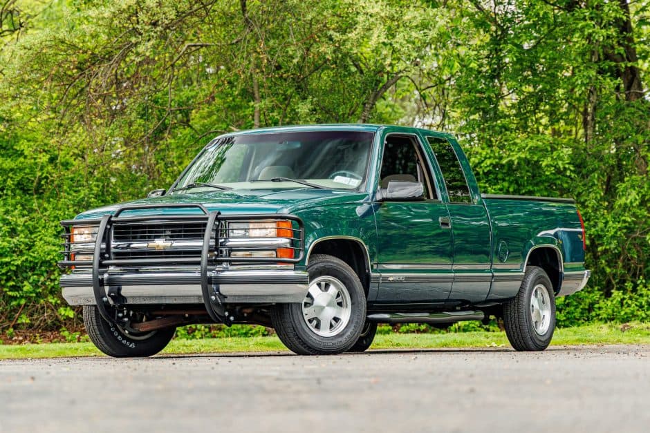 1998 Chevrolet C/K GMT400 (1988-2002) sold for $25,500