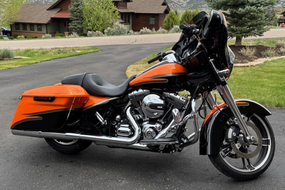 2015 Harley-Davidson Touring sold for $11,750