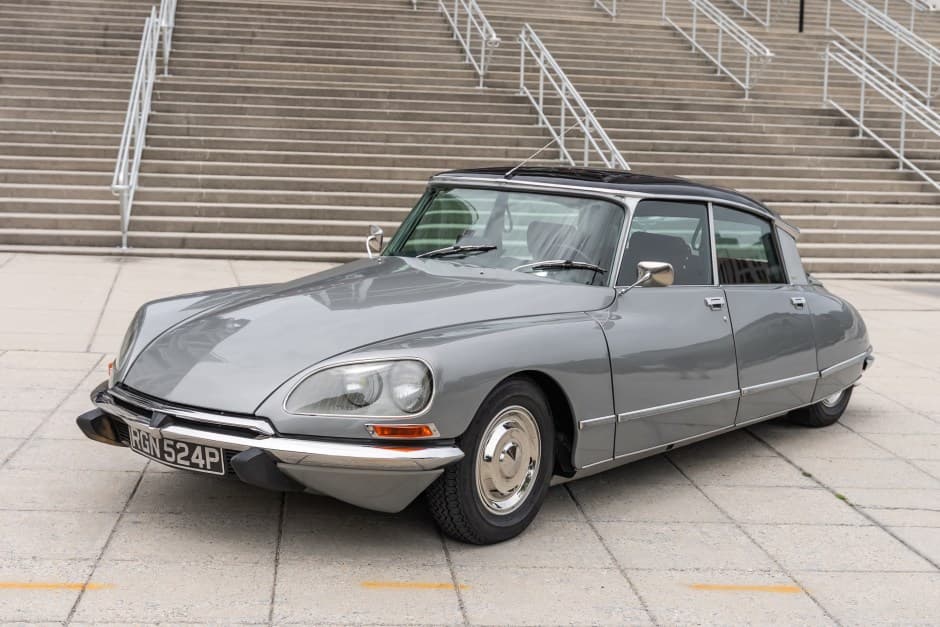 1975 Citroen DS sold for $63,000