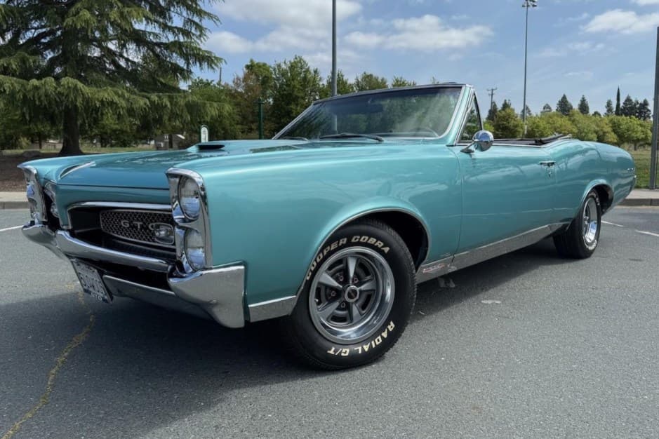 1967 Pontiac GTO sold for $42,500