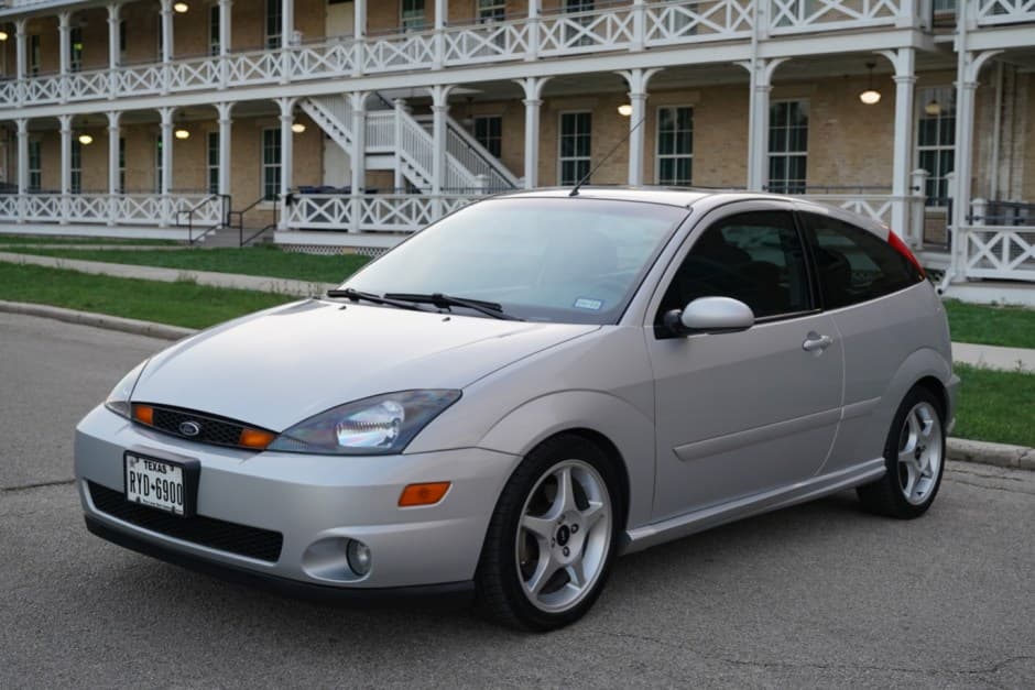 2002 Ford Focus sold for $6,977