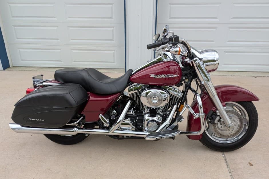 2006 Harley-Davidson Touring sold for $8,000