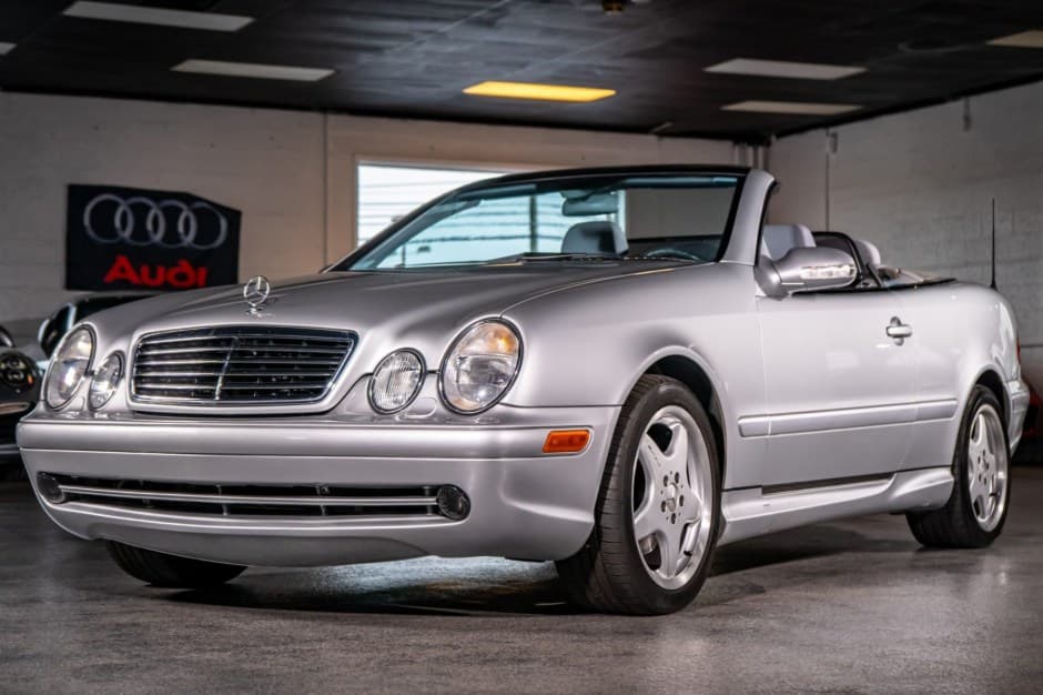2000 Mercedes-Benz CLK-Class sold for $12,000