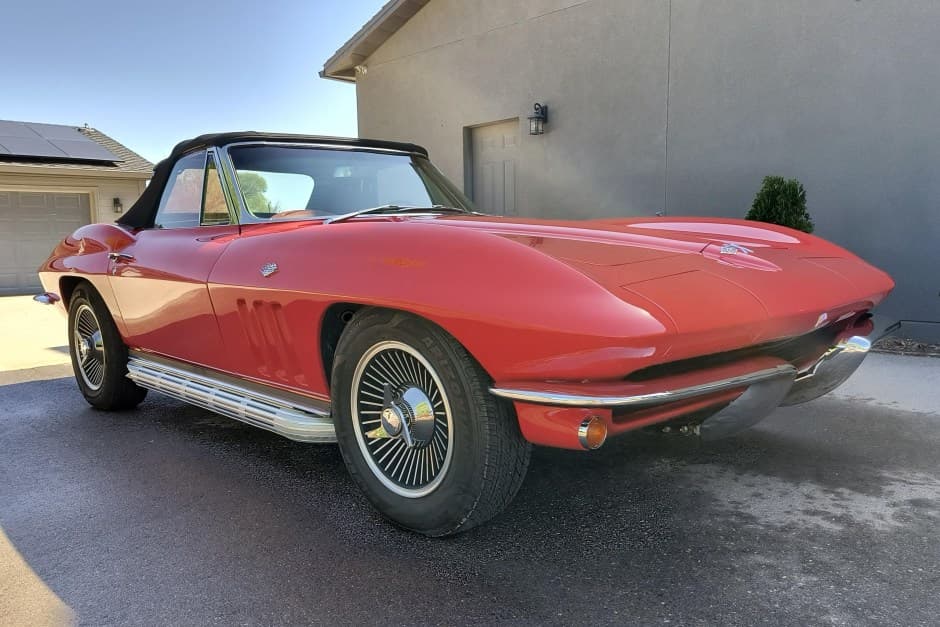 1965 Chevrolet Corvette C2 sold for $48,000