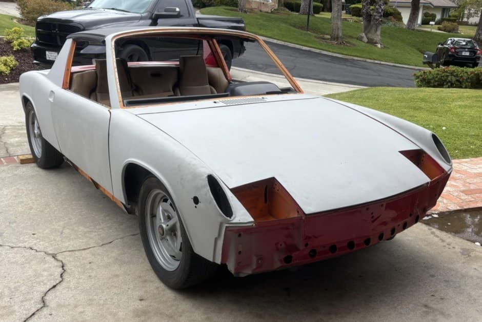 1974 Porsche 914 1.7/1.8/2.0 sold for $8,000