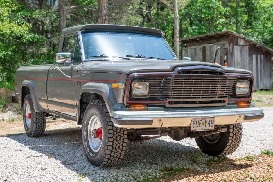 1980 Jeep Pickup sold for $20,251