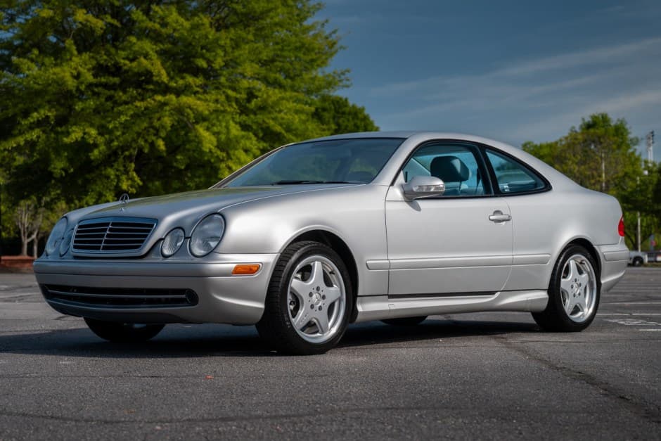 2001 Mercedes-Benz CLK-Class sold for $7,900