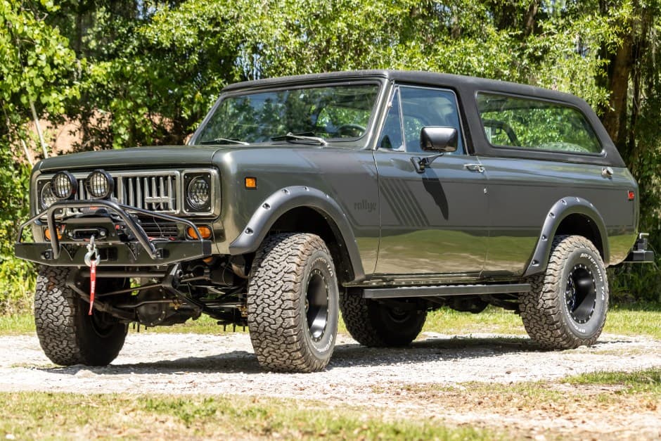 1977 International Harvester Scout II Traveler sold for $24,500