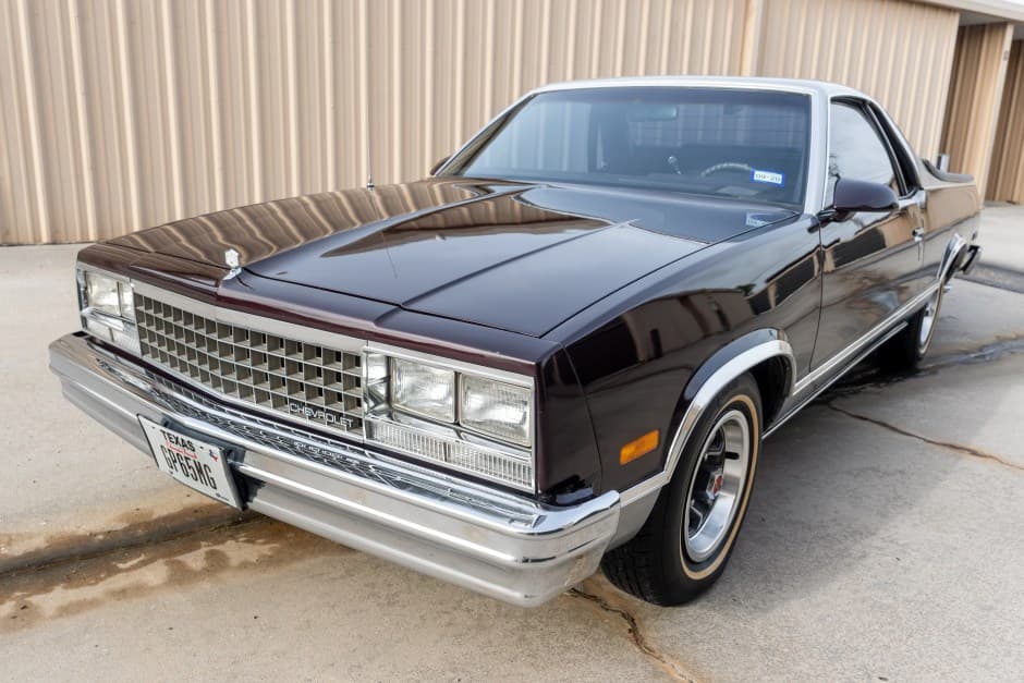 1986 Chevrolet El Camino sold for $12,250