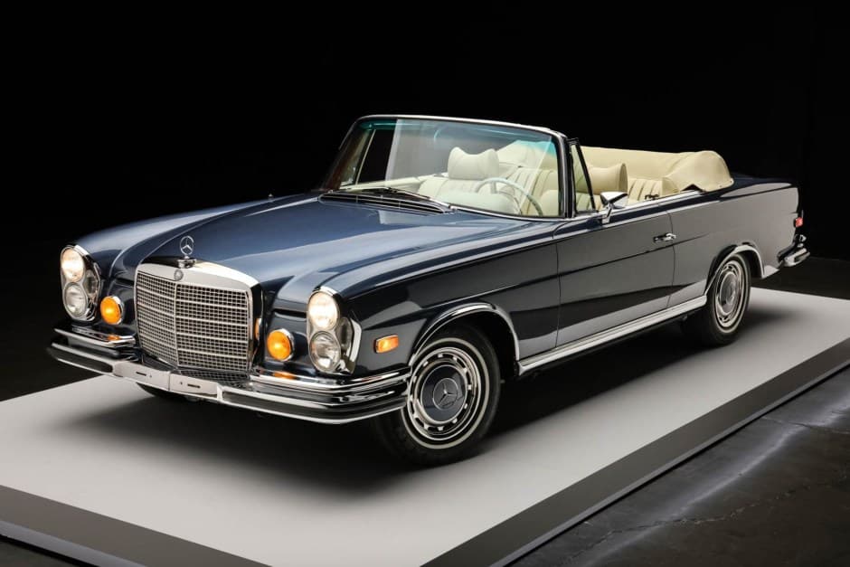 1971 Mercedes-Benz W111 Coupe & Cabriolet sold for $328,000