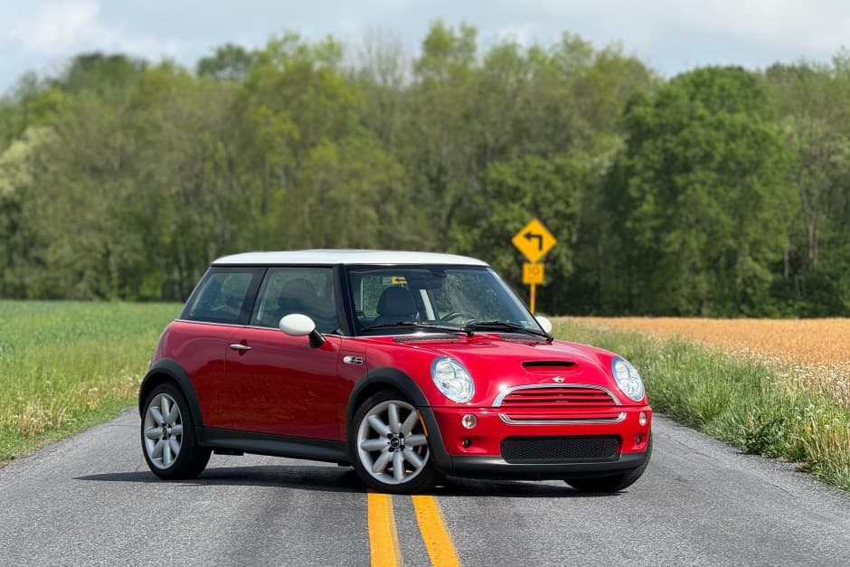 2003 Mini R53 Cooper S sold for $6,100