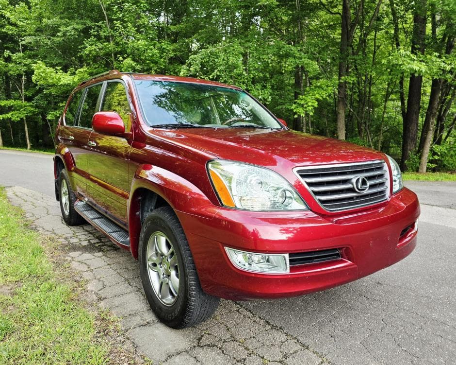 2009 Lexus GX sold for $33,750