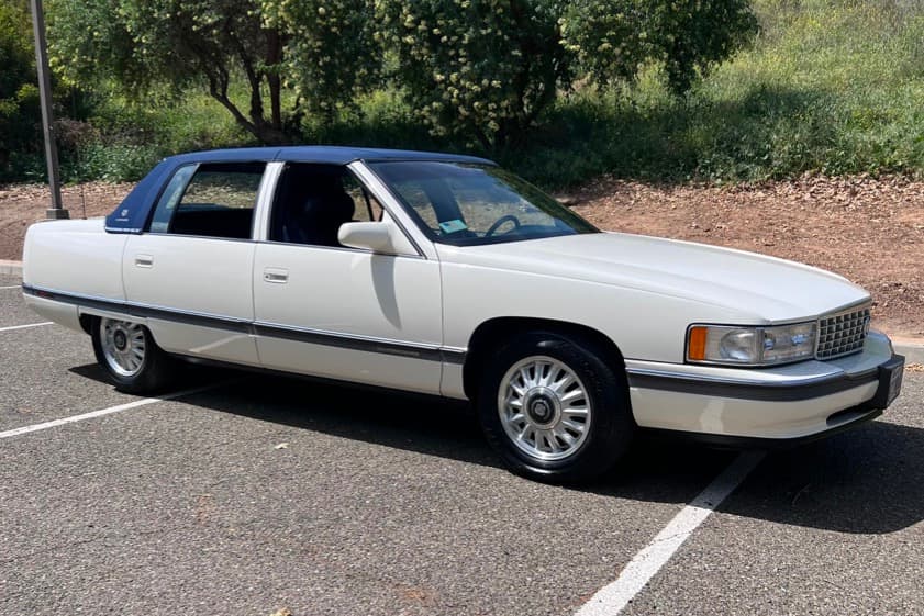 1994 Cadillac DeVille sold for $15,775