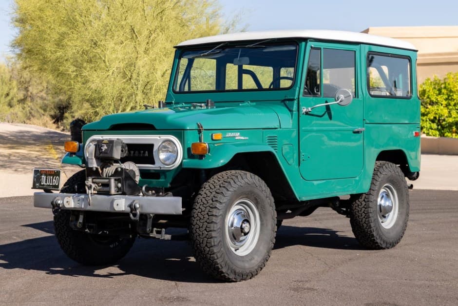 1972 Toyota Land Cruiser FJ40 sold for $35,250