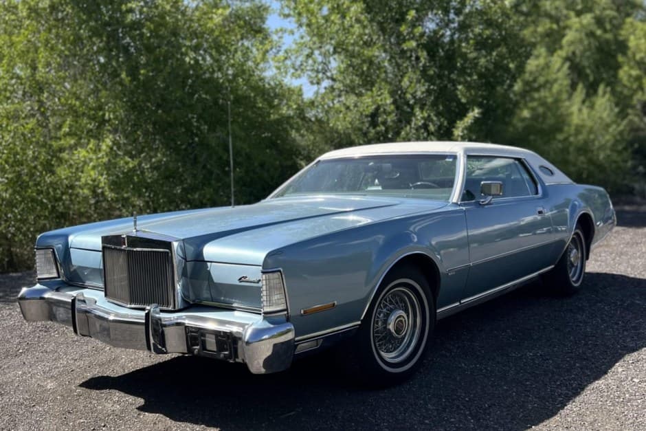 1973 Lincoln Continental Mark IV (1972-1976) sold for $6,100