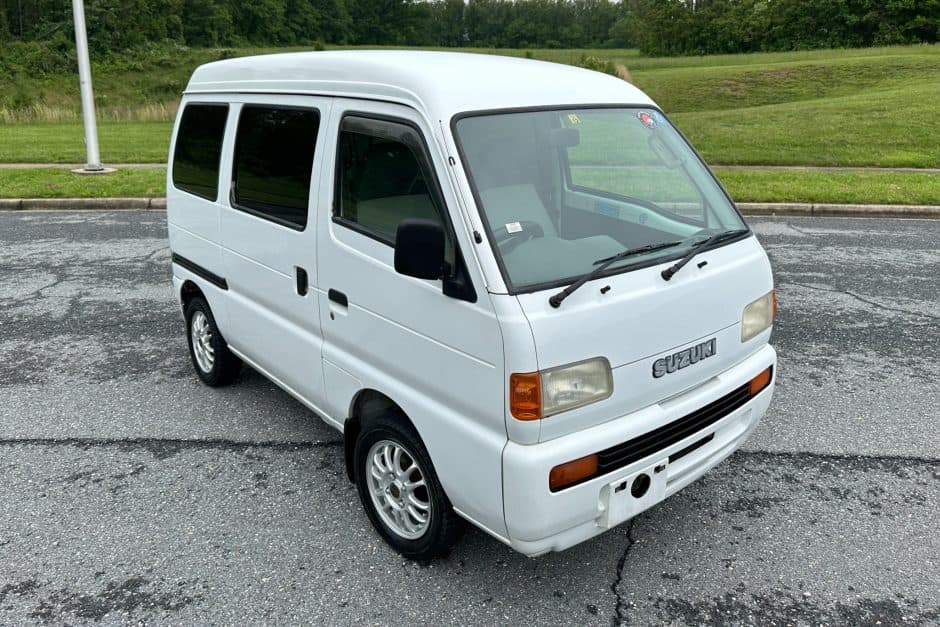 1997 Suzuki Every sold for $5,500