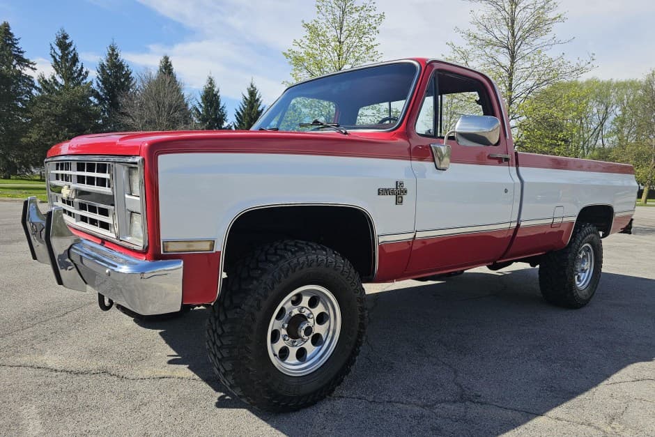 1986 Chevrolet C/K (1973-1991) sold for $30,000