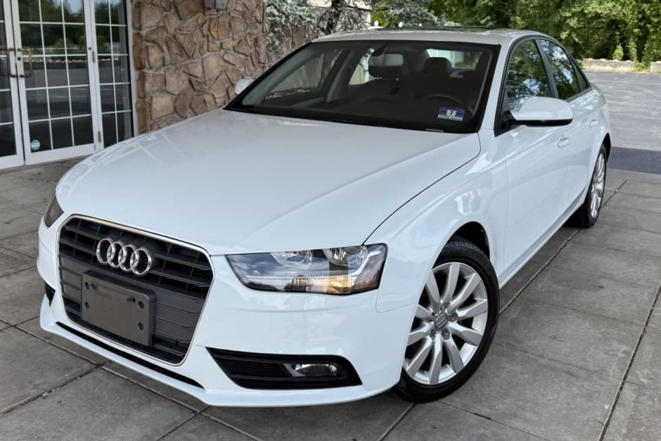 2013 Audi B8 A4 sold for $7,600