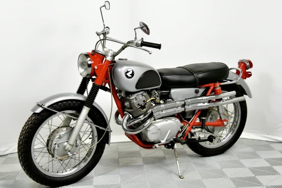 1967 Honda Dream, CB77 Super Hawk, & CL77 Scrambler sold for $5,750