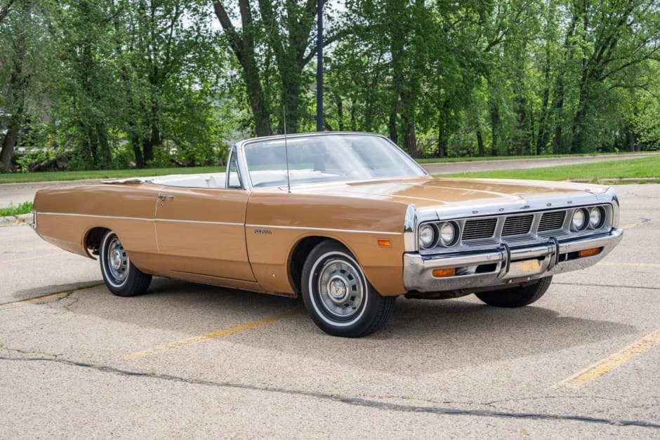 1969 Dodge Polara sold for $12,250