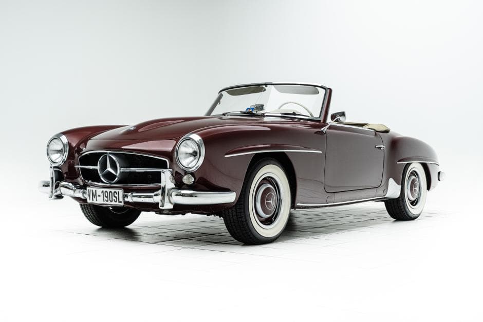 1962 Mercedes-Benz 190SL sold for $102,000