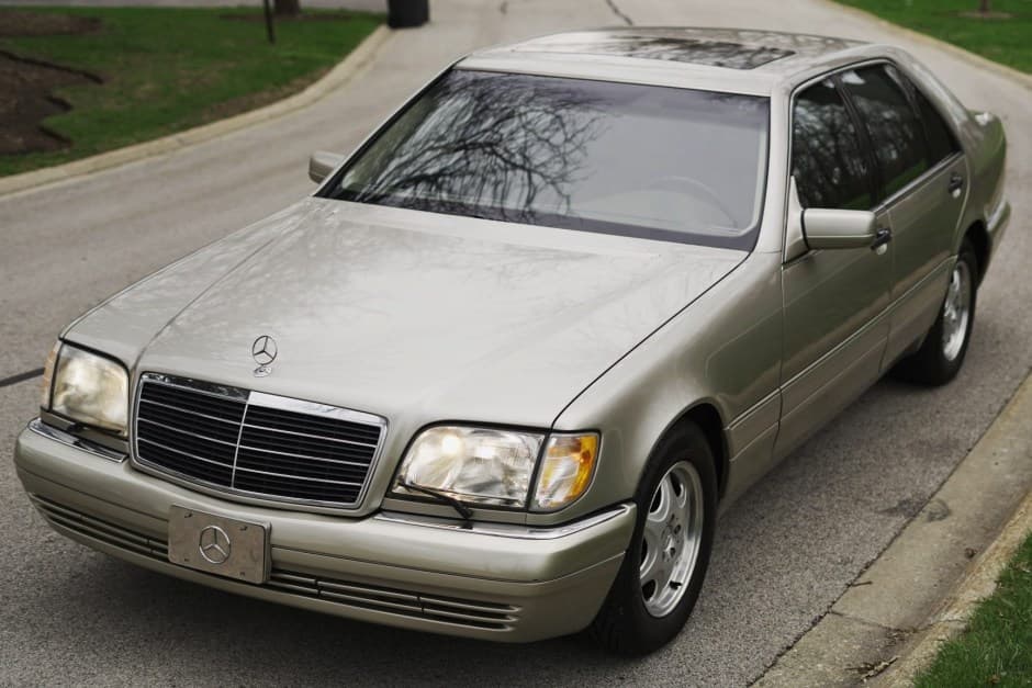 1997 Mercedes-Benz W140 S-Class sold for $11,000