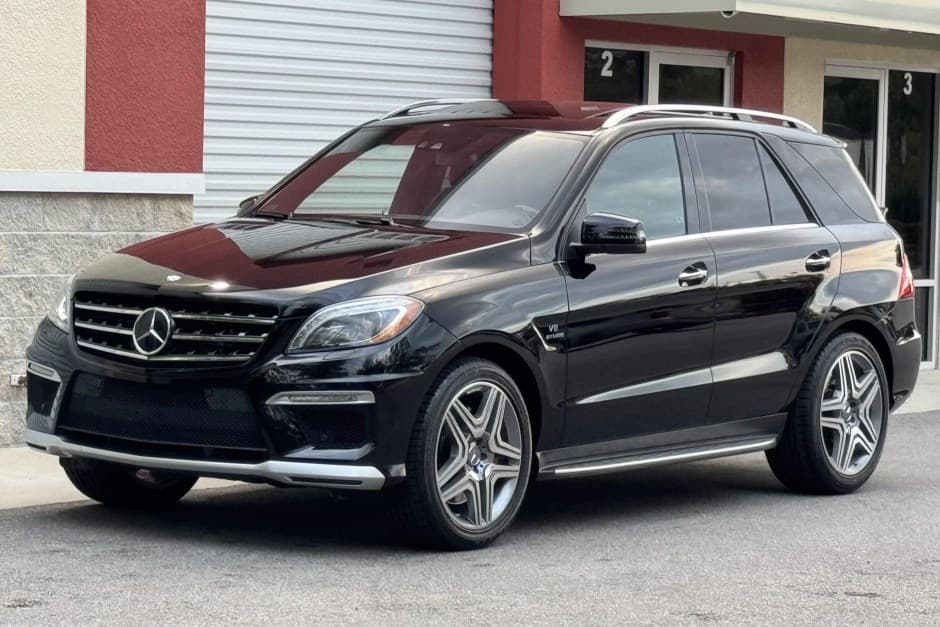 2012 Mercedes-Benz M-Class & GLE-Class sold for $25,000