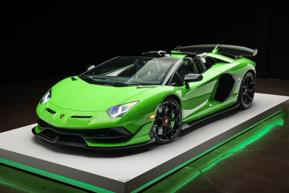 2021 Lamborghini Aventador sold for $796,000