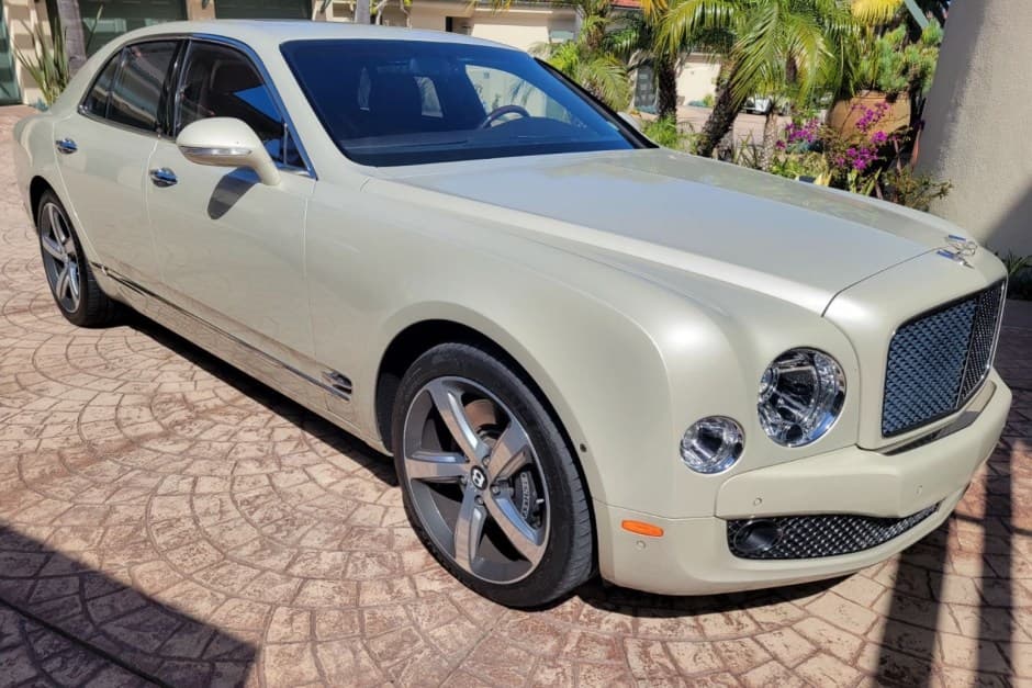 2016 Bentley Mulsanne (2011-2020) sold for $78,500