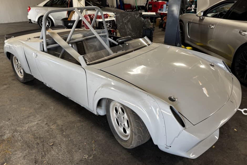 1971 Porsche 914 1.7/1.8/2.0 sold for $16,100