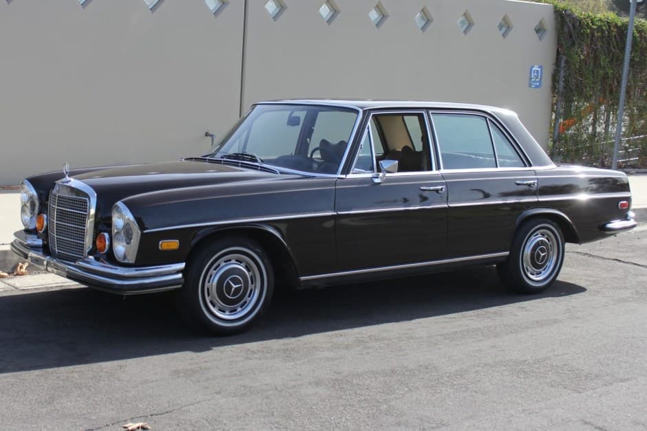 1972 Mercedes-Benz W108 & W109 sold for $11,500