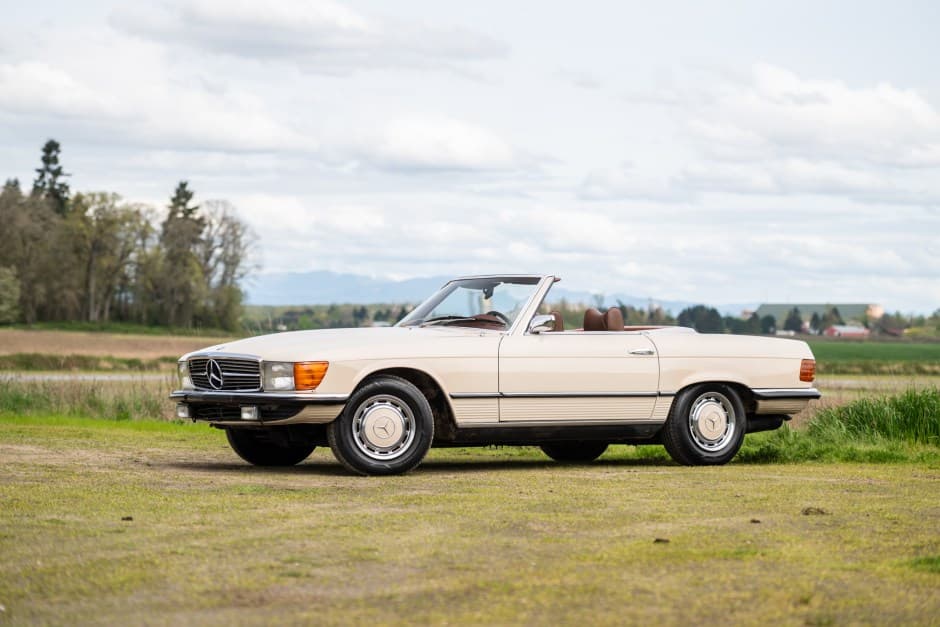 1972 Mercedes-Benz R107 SL sold for $13,000
