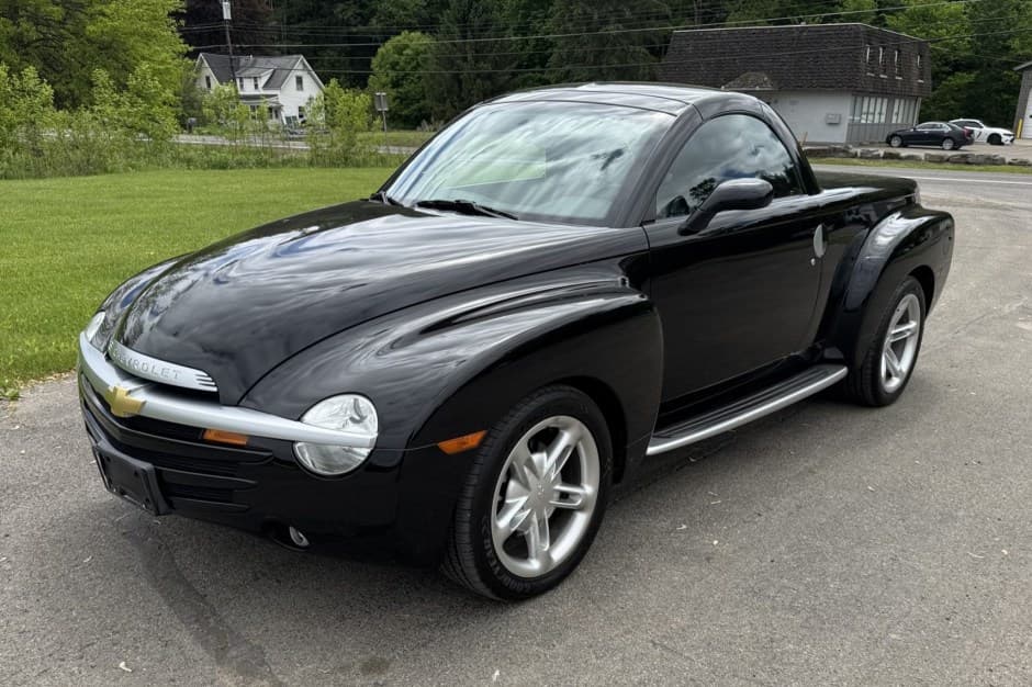2003 Chevrolet SSR sold for $18,500
