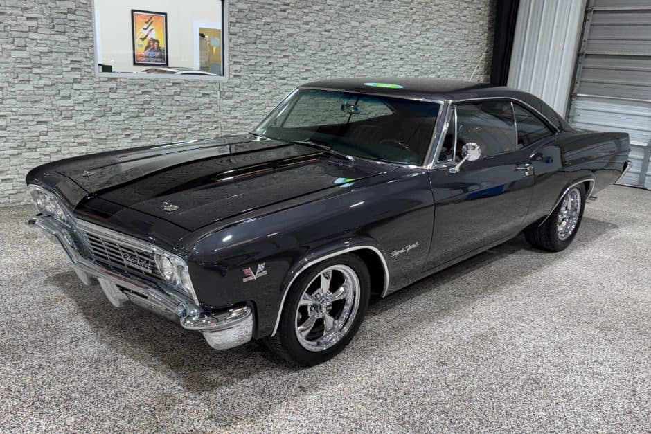 1966 Chevrolet Impala (1965-1970) sold for $76,000