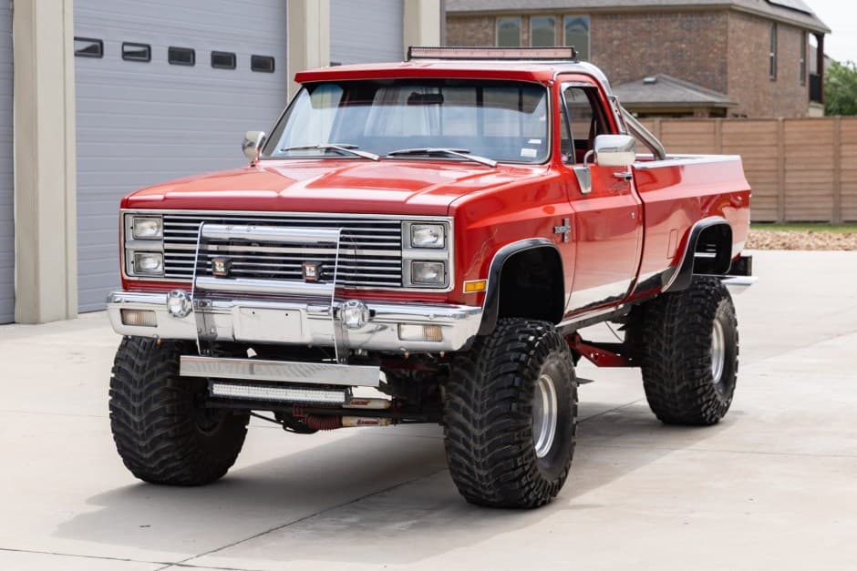1982 Chevrolet C/K (1973-1991) sold for $27,500